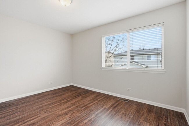 Building Photo - 2647 Pecos Cir