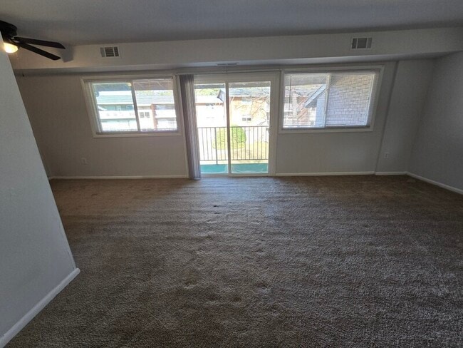 Building Photo - 806 Brook Hill Rd