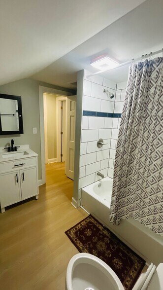 Building Photo - 63 Second St