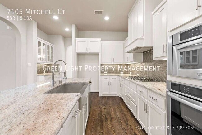 Building Photo - 7105 Mitchell Ct