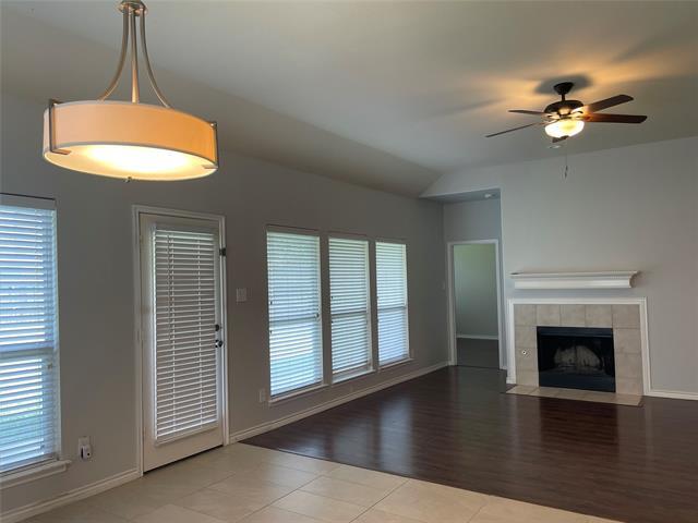 Building Photo - 1208 Lazy Ln