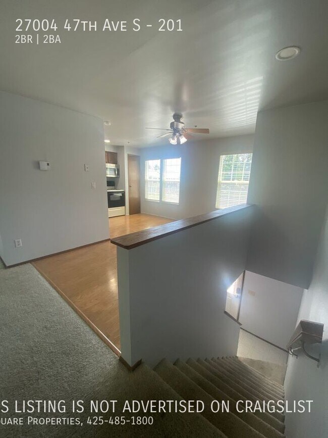 Building Photo - Great Location in Kent! 2-Bedroom Townhous...