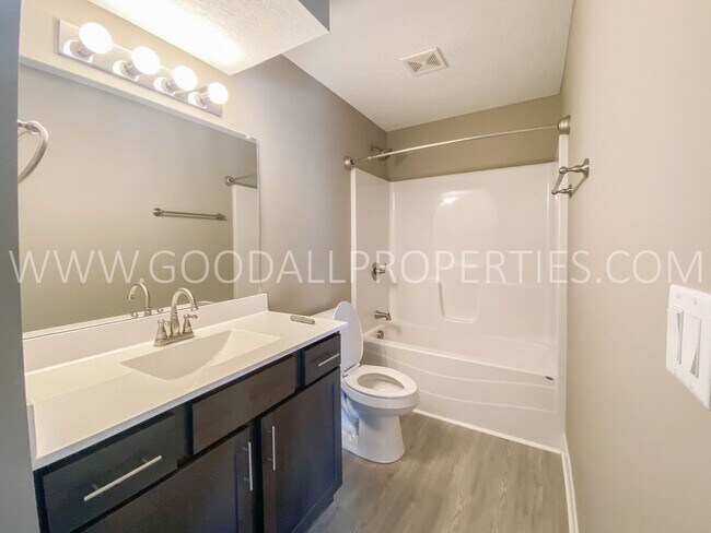 Building Photo - 4-Bedroom Walkout Ranch Home in De Soto with Finished Basement & Attached 2-Car Garage