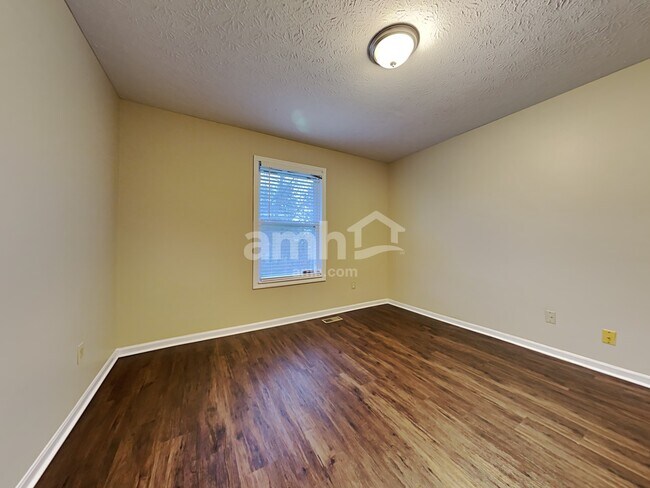 Building Photo - 6518 Jayfield Dr