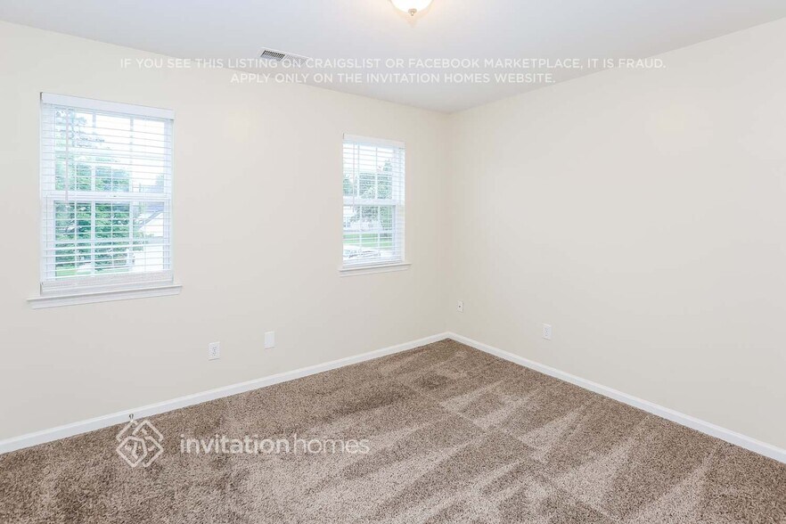 Building Photo - 163 Ashmont Dr