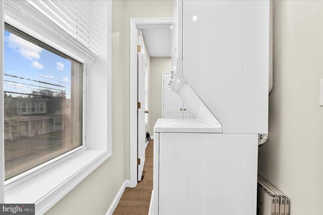 Building Photo - 38 Bloomsbury Ave