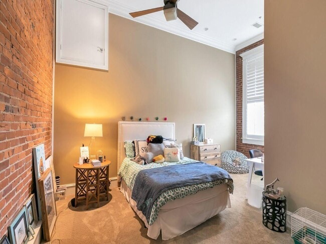 Building Photo - 1467 Market St