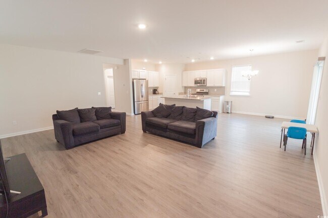Building Photo - 508 Shellbark Dr