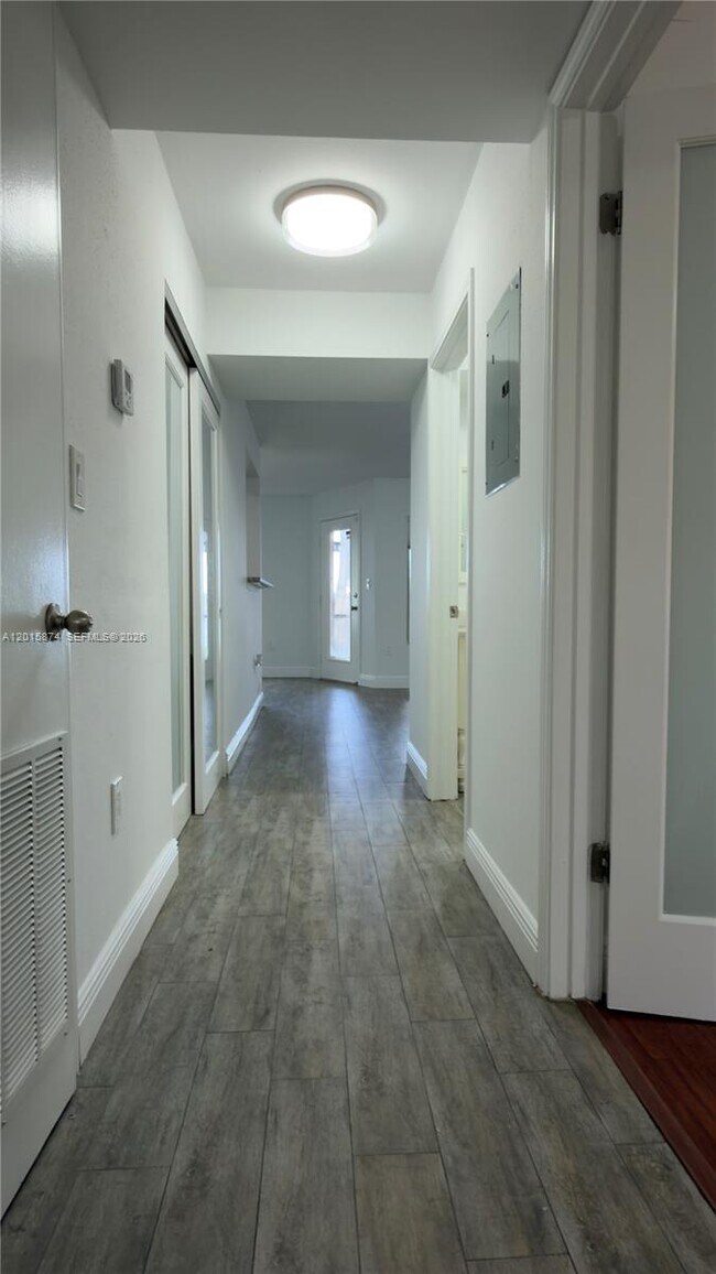 Building Photo - 2445 NW 33rd St