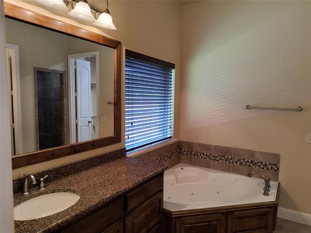 Building Photo - 10039 Stancil Ln