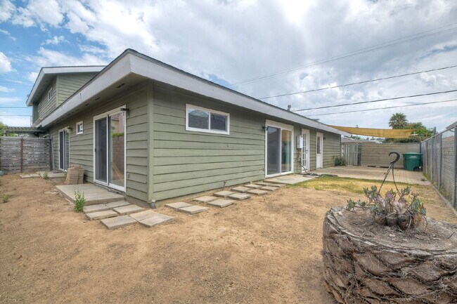 Building Photo - Tamarack Coastal Retreat! 1/2 Duplex with ...