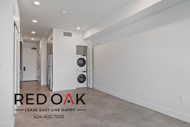 Building Photo - 3450 W 43rd St