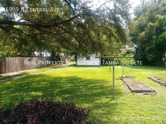 Building Photo - 5909 N Central Ave