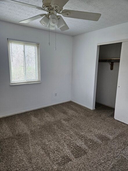 2nd bedroom - 2976 Donnylane Blvd