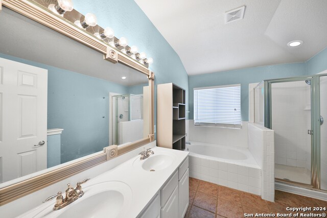 Building Photo - 4707 Shavano Ct