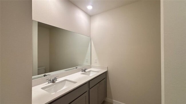 Building Photo - 2948 Waterlily Wy