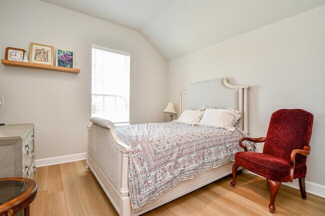 Building Photo - 18426 Bluebird Br Ln
