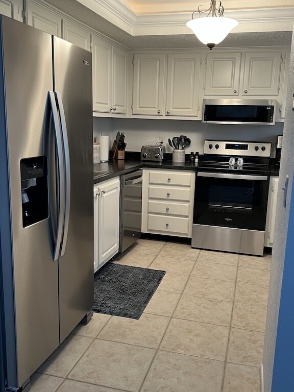 New appliances - 1859 Shore Dr S