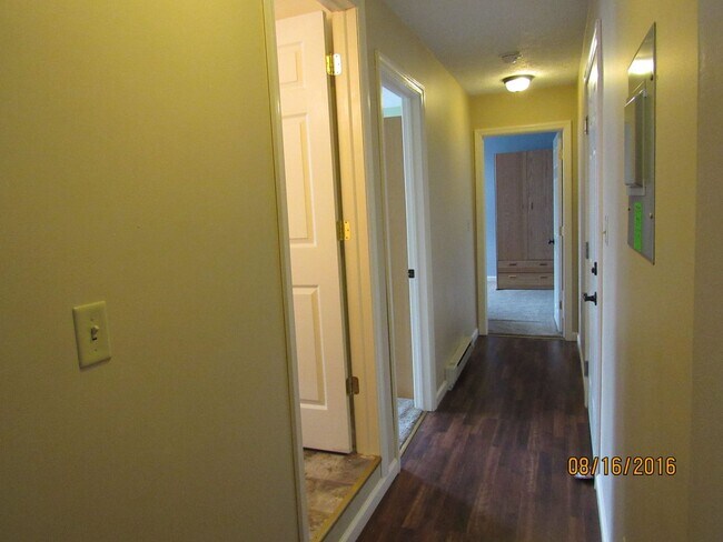 Building Photo - 1100 RES