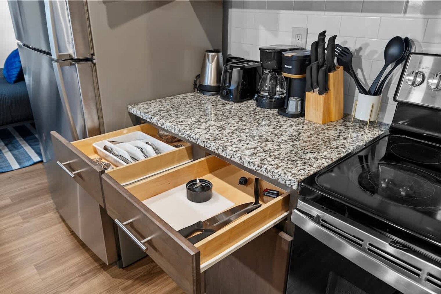 Building Photo - 16031 Elizabeth Joyce Dr