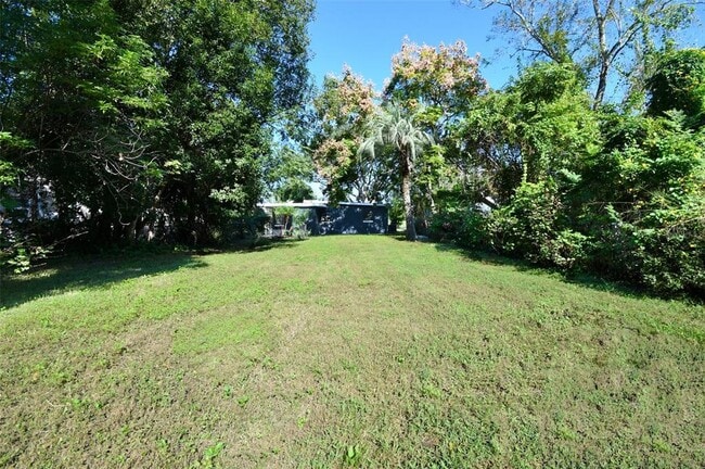 Building Photo - 336 Bunker Pl