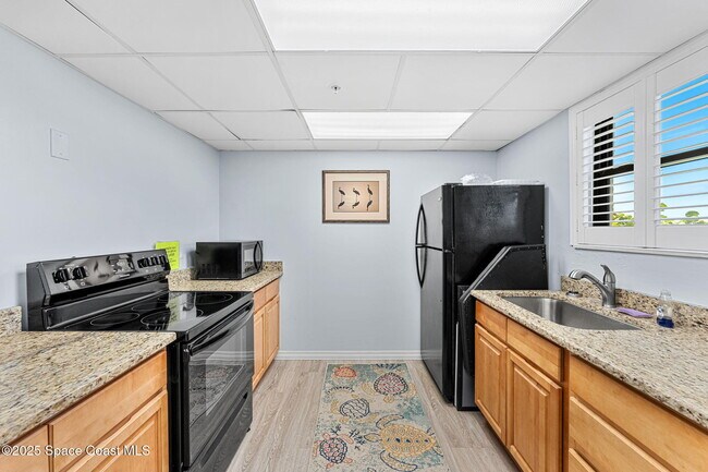 Building Photo - 1125 Jimmy Buffett Mem Hwy