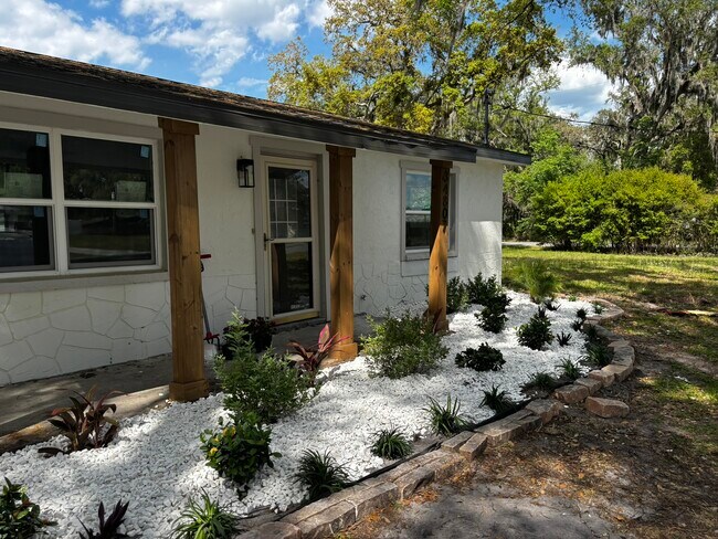 Building Photo - 34807 Evergreen Way