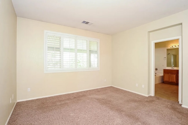 Building Photo - 4551 Jade Ct