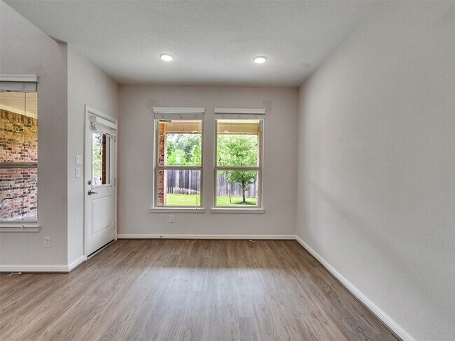 Building Photo - 85 Fermata Ln