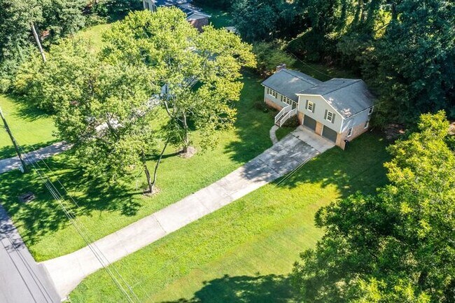 Building Photo - 1285 Coronada Dr