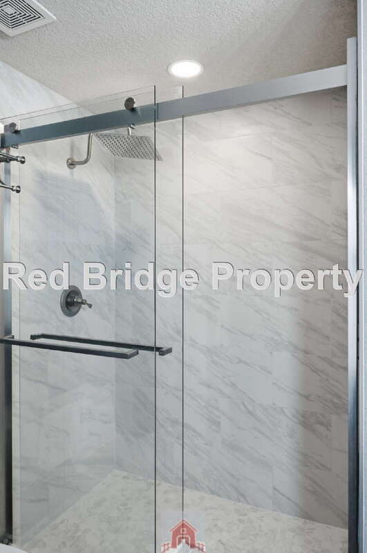 Building Photo - 13571 SW Uplands Dr