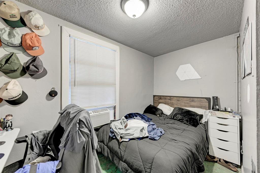 Building Photo - 2834 Salado St