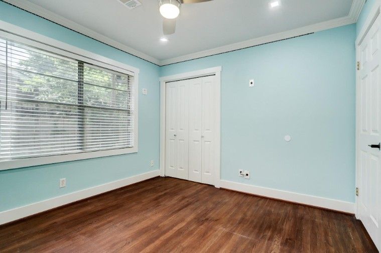 Building Photo - 7151 Edgemoor Dr