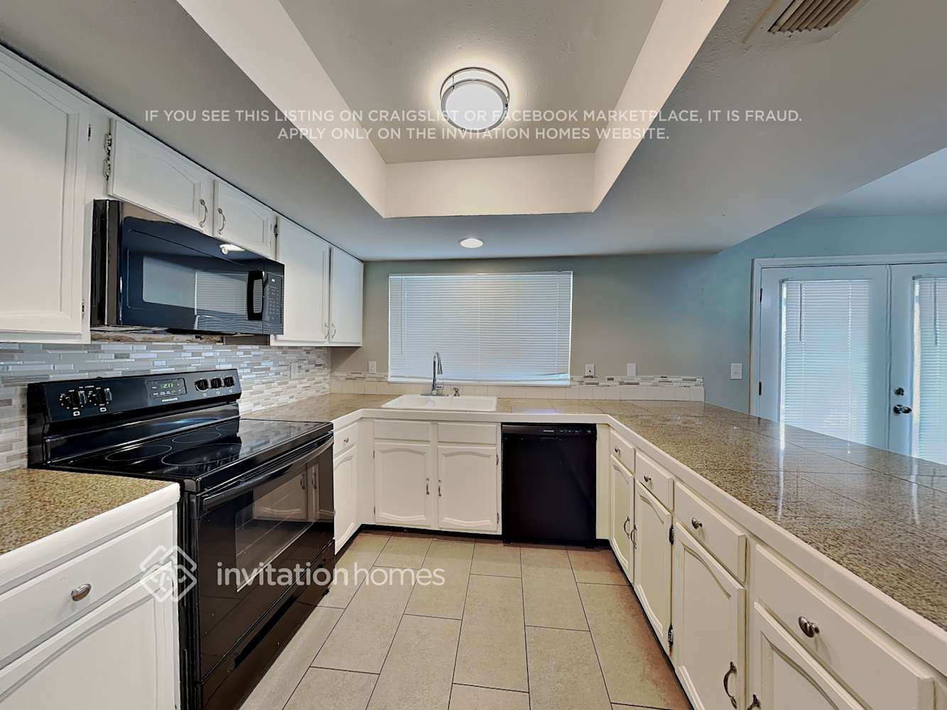 Building Photo - 11033 N 57th Dr