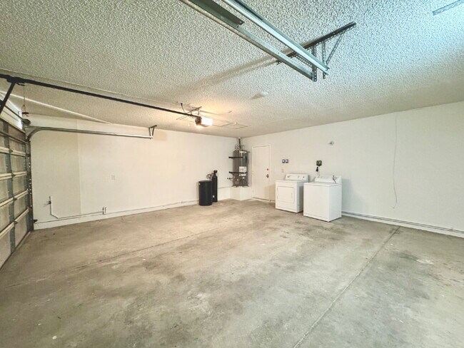 Building Photo - $500 Off! Fully Remodeled Home Near The St...