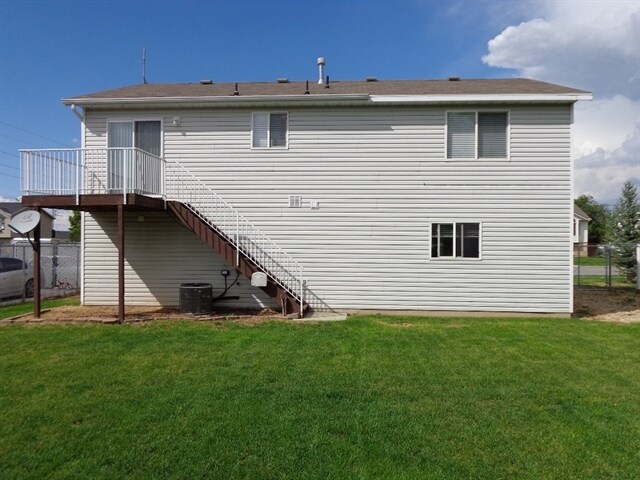 Building Photo - 1551 W 1950 N