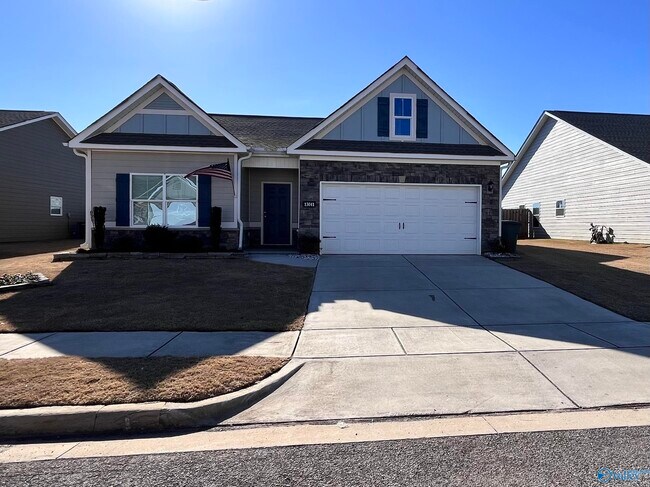 Building Photo - 13041 Lantern Pointe Wy