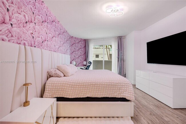 Building Photo - 60 SW 13th St