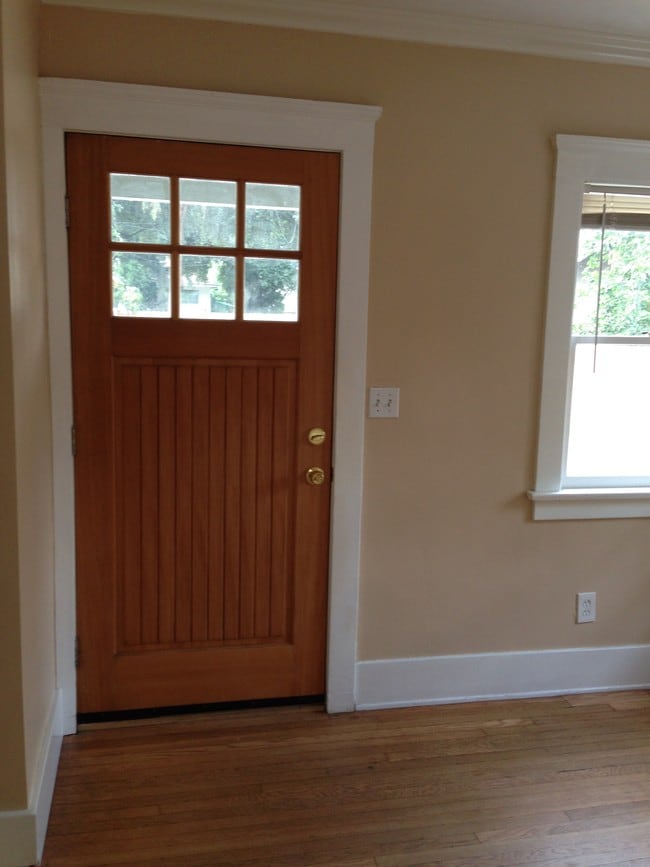 Building Photo - 750 E Orange Grove Blvd