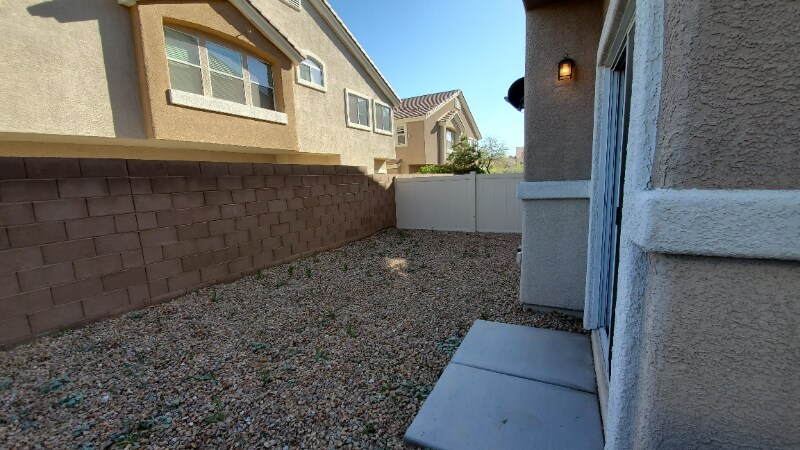 Building Photo - 5547 High Wager Way