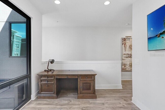 Building Photo - 2511 N Grady Ave