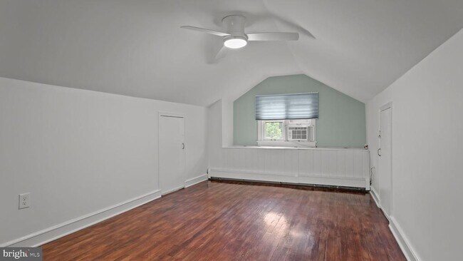 Building Photo - 147 S Delaware Ave