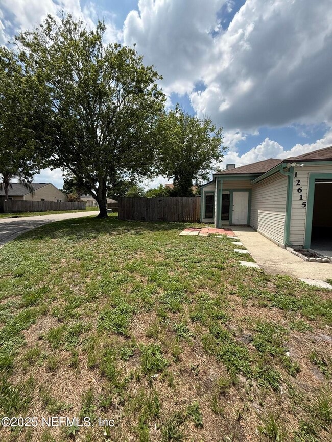 Primary Photo - 12615 Enchanted Hollow Dr
