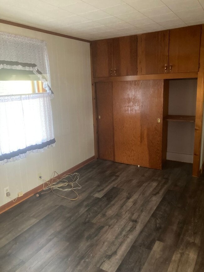 Building Photo - Country 2 bedroom house for rent in Penn Yan.