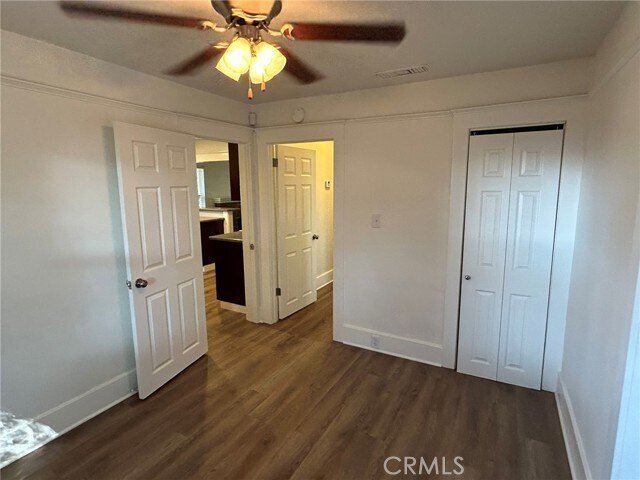 Building Photo - 246 W 4th St