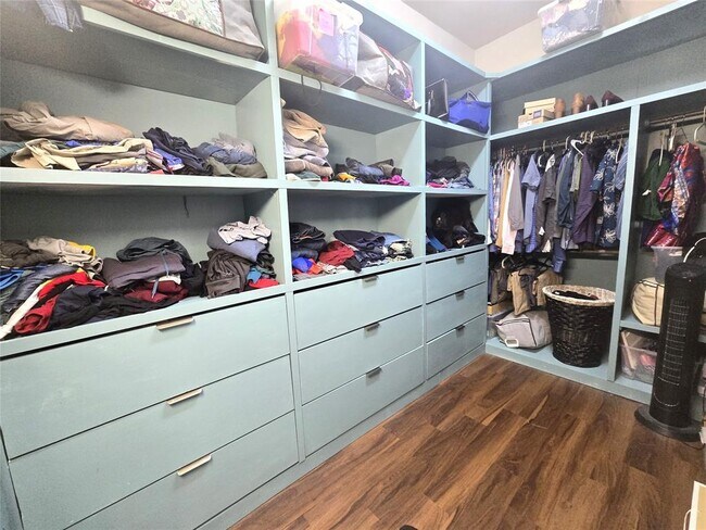 Building Photo - 225 Galveston Island Ln