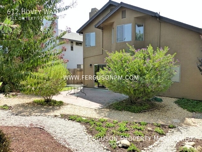 Building Photo - 612 Hovey Way