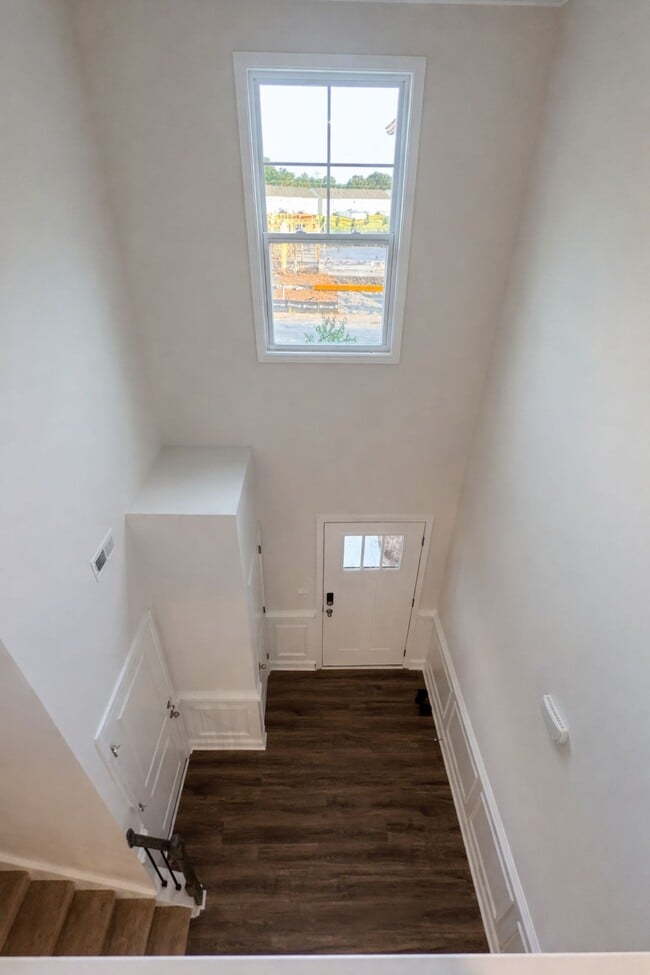 Building Photo - 7870 Iron Rd