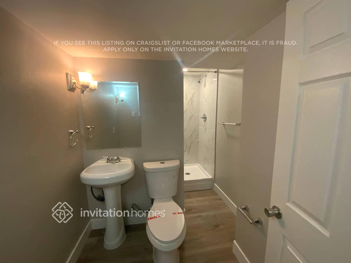 Building Photo - 15984 E Bates Pl