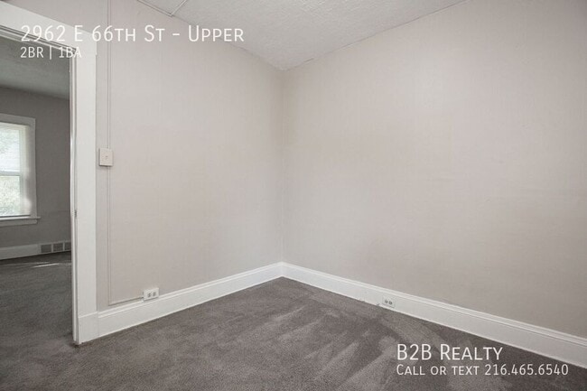 Building Photo - 2962 E 66th St